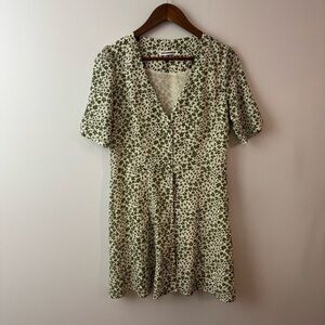 Sisterhood Floral Green Dress size M